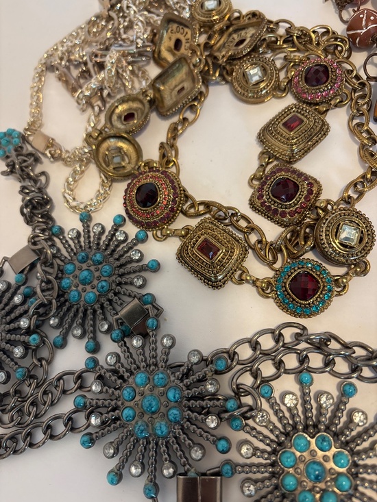 Lot of 11 Vintage  Retro Metal Beaded Statement Belts Chicos & More main image 6